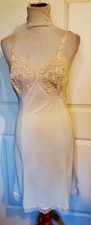 Vintage Pale Pink Antron Nylon Wonder Maid Non Cling Full Slip 32