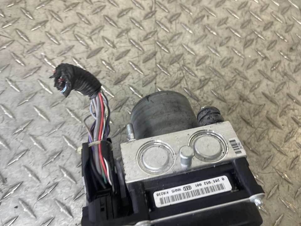 Jaguar XF 2012 conjunto de bomba ABS probado OEM Foto 4 de 4