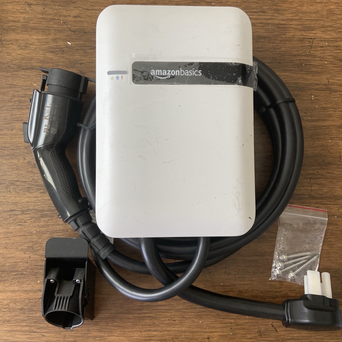 EV Charging Station fits Nissan leaf BMW i3 i8 Chevy bolt Charger