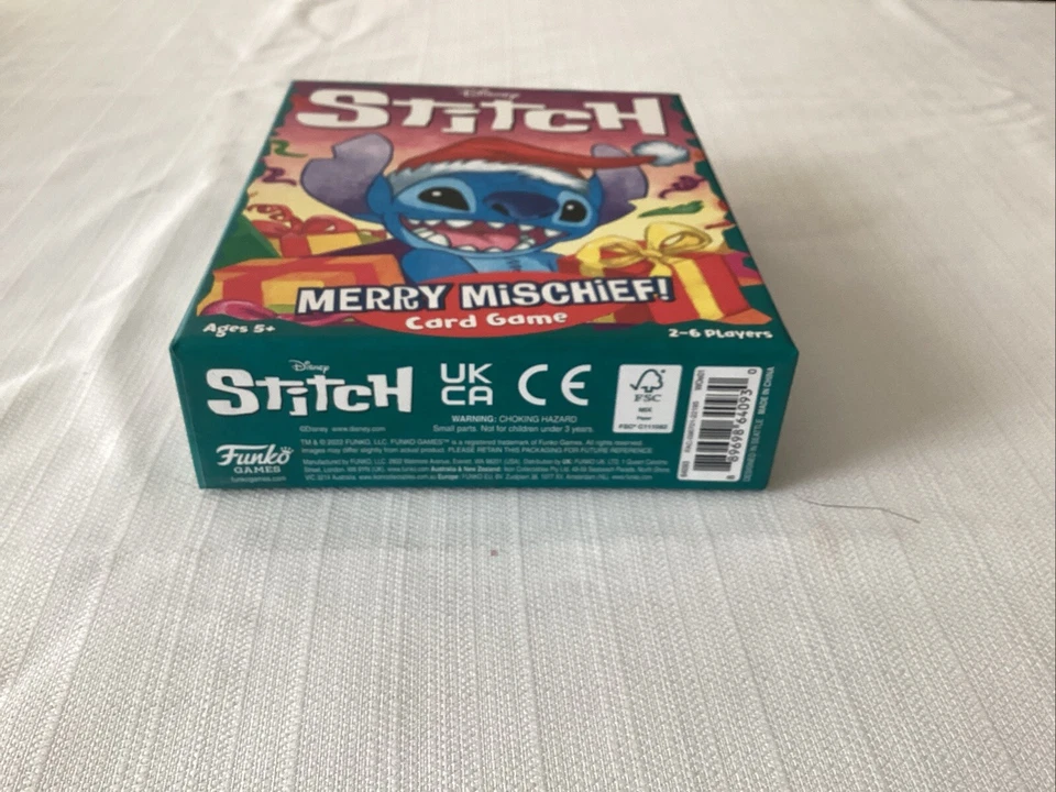 Jogo de cartas Disney Stitch Merry Mischief - Imagem 4 de 4