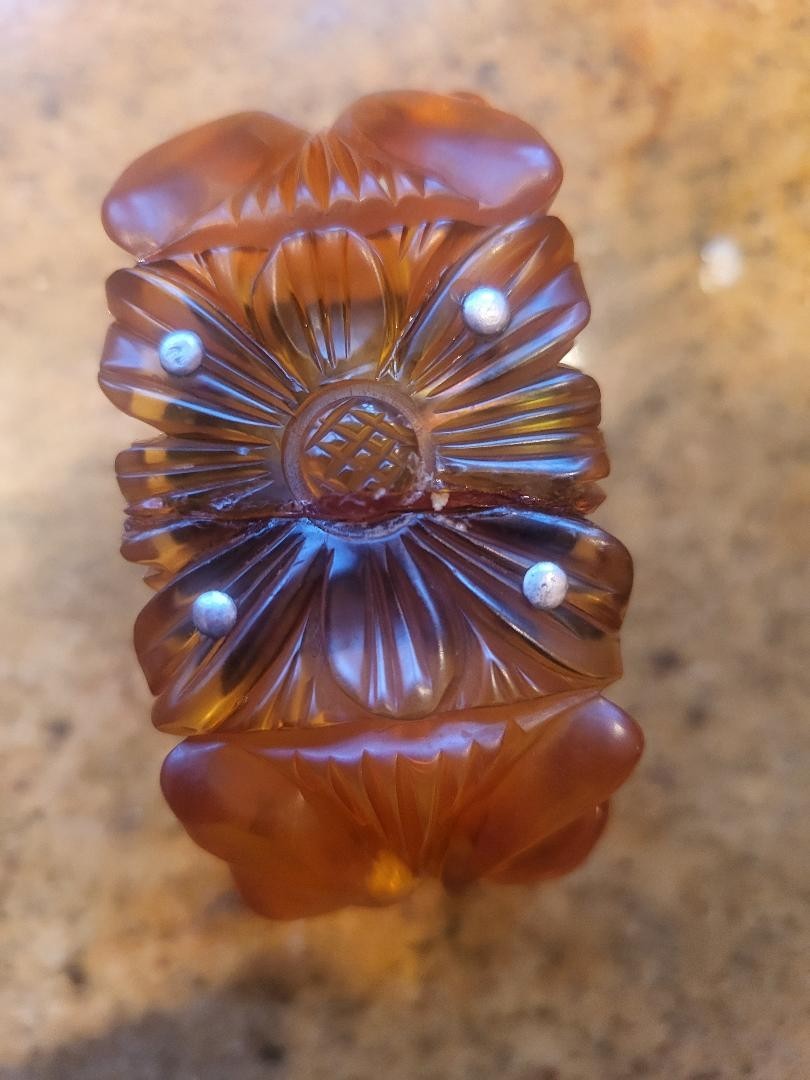 Art Deco Bakelite Hinged  Translucent Bangle Brac… - image 1