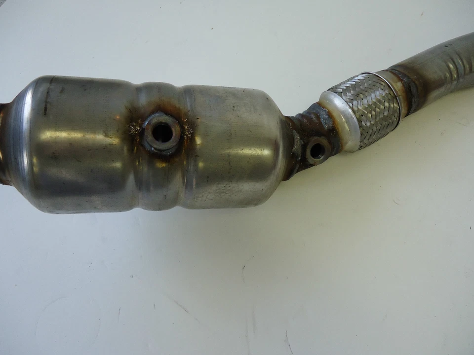 2005 2006 2007 Dodge Magnum 5.7L V8 RWD Right Catalytic Converter Foto 3 de 4