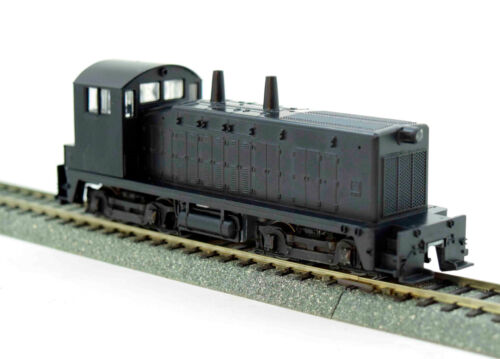 HO Scale Athearn EMD SW7 Cow Switcher Undecorated, Powered - Foto 1 di 4