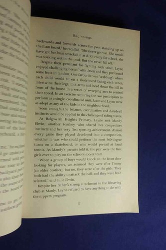 LAYNE BEACHLEY Michael Gordon BENEATH THE WAVES Surfing Surf Biog Book LgePb - Picture 6 of 12