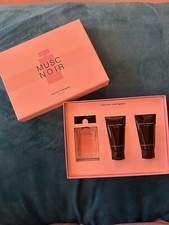 Image of Narciso Rodriguez For Her Musc Noir Eau De Parfum, lotion and gel gift set