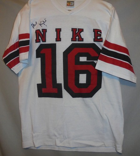 -Phil Knight- Beckett BAS Signed/Autograph/Auto Vintage NIKE CoFounder Jersey