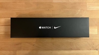 Apple Watch Nike Series 7 45mm Mitternacht Aluminiumgehäuse