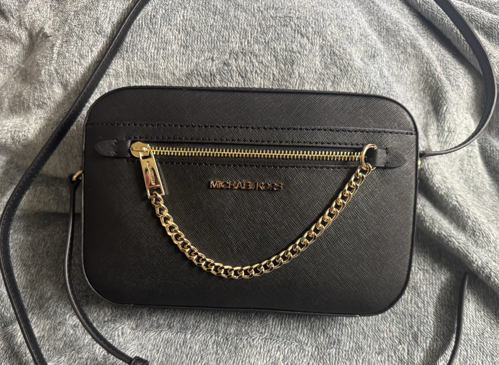 Michael Kors Black Crossbody Bag with Gold Chain, Zip Closur