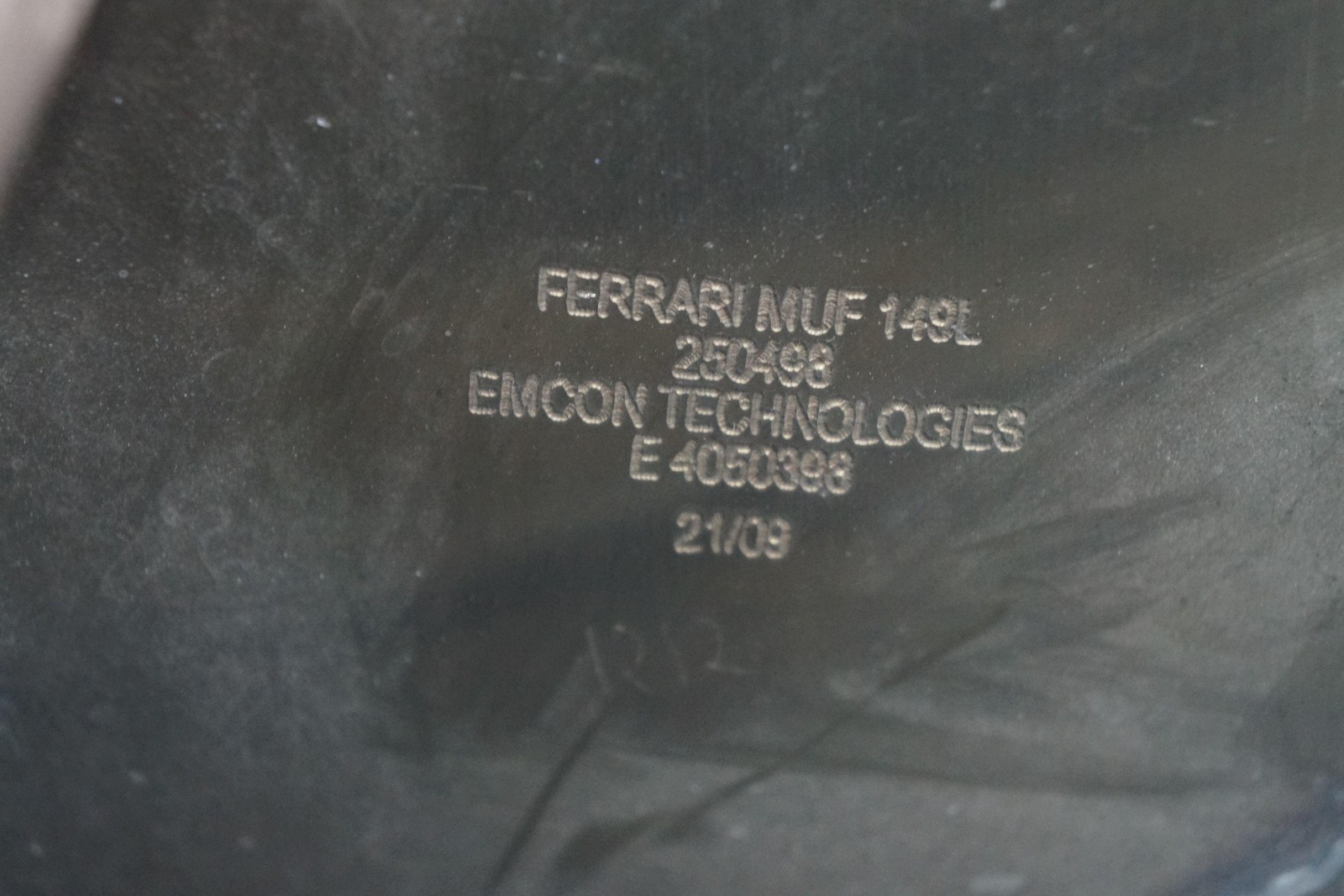 Rear Left Exhaust Muffler Silencer Tail Pipe 250498 253353 Ferrari California 10