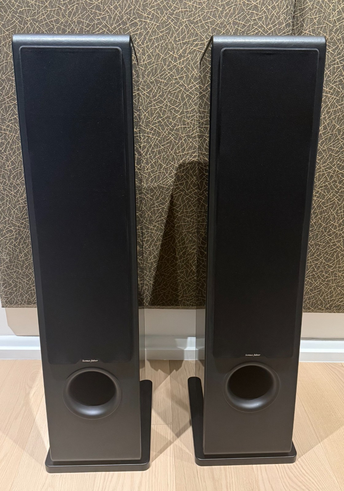 Sonus faber Chameleon B Used Price | HifiZero