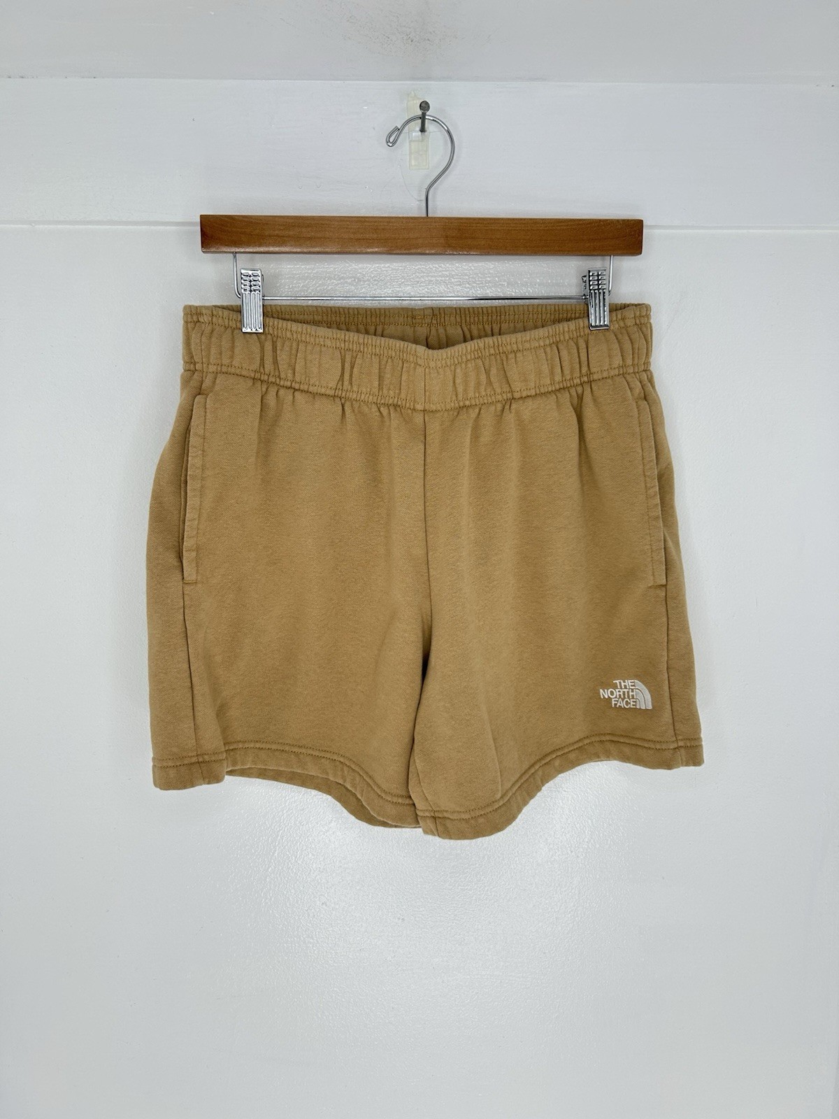 The North Face Short Sweat Shorts Womens Large Tan Elastic Waist Athleisure 30x6 thumbnail 2