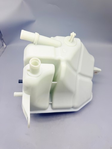 Maserati Ghibli Coolant reservoir P/N 670031651 Photo - $62