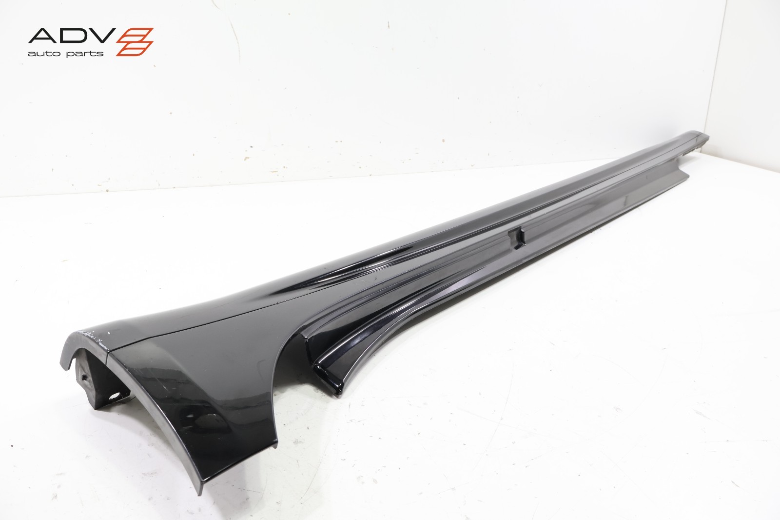 2014 - 2024 MASERATI GHIBLI LEFT DRIVER SIDE SKIRT ROCKER PANEL MOLDING OEM