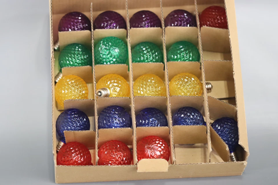 Vickerman G40 LED Multi Bulb E12 Nickel Base .6 Watts  pack of 21 - Image 2 of 3