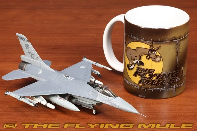 Hobby Master 1:72 F-16V Fighting Falcon ROCAF 23rd TFG #6702 - Image 4 of 4