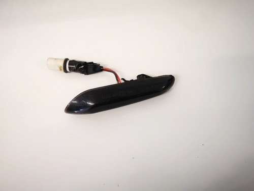 e90022074 Seitenblinker (Kotflügelblinker) Vorne Linke e9-002207 DE1446576-33