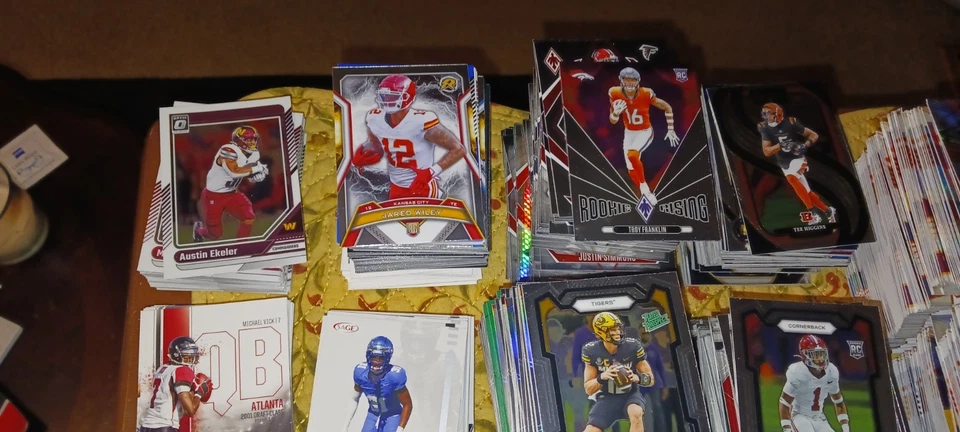 a huge Lots sports card collection RC lot Football Basketball &baseball 🏀  - Image 3 of 4