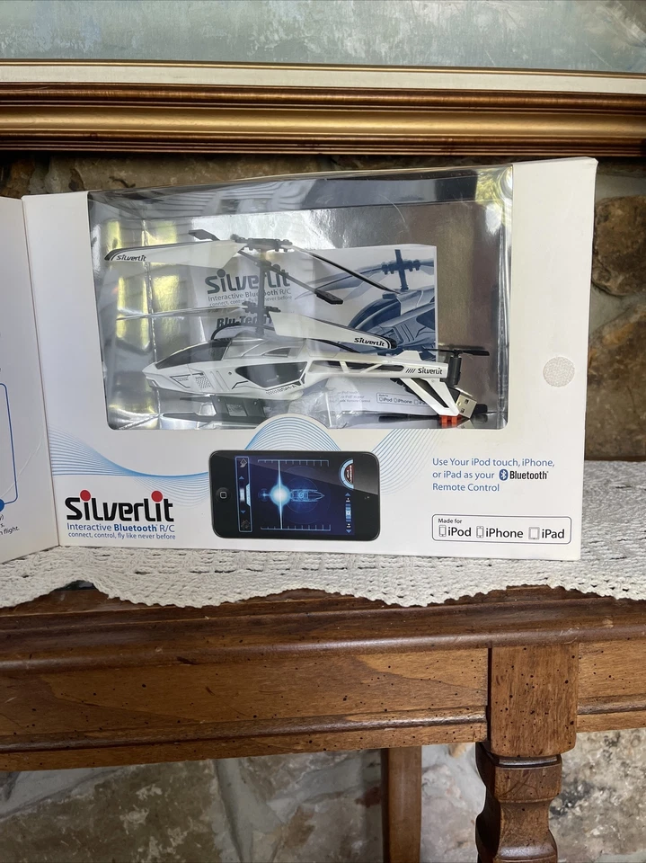 Silverlit Interactive Bluetooth R/C Blu-Tech Heli BSH-A B4620 Opened - Image 2 of 4