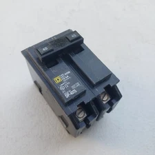 Square D HOM240 2 Pole 40 Amp 120 240V Plug In Type HOM Circuit Breaker , slf4