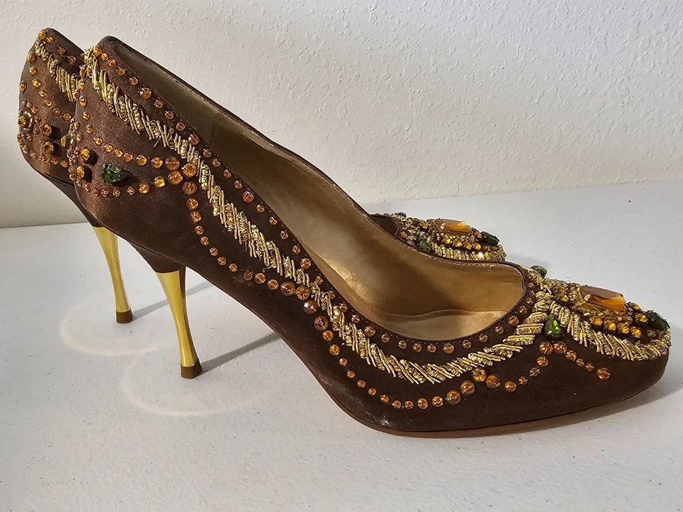 Zapatos de noche vintage Valerie Stevens para mujer bronce marrón con cuentas tacones de punta 7 Foto 2 de 4