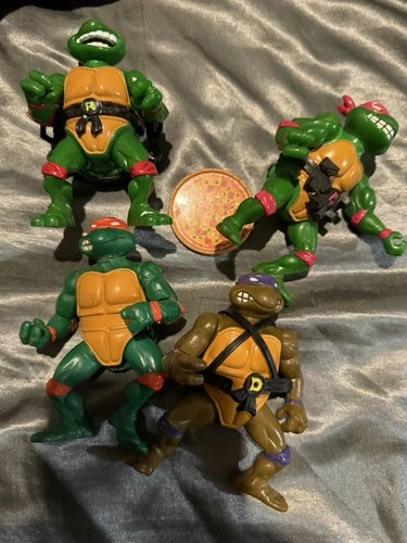 Lot of 4 Vintage Teenage Mutant Ninja Turtles Action Figures