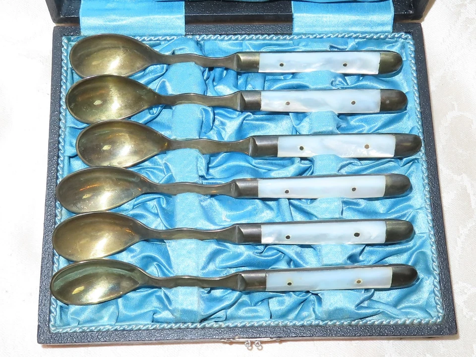 Antico Madre Perla Ottone Cucchiaio Posate! Con Box Posate! 6 Pezzi - Immagine 2 di 4