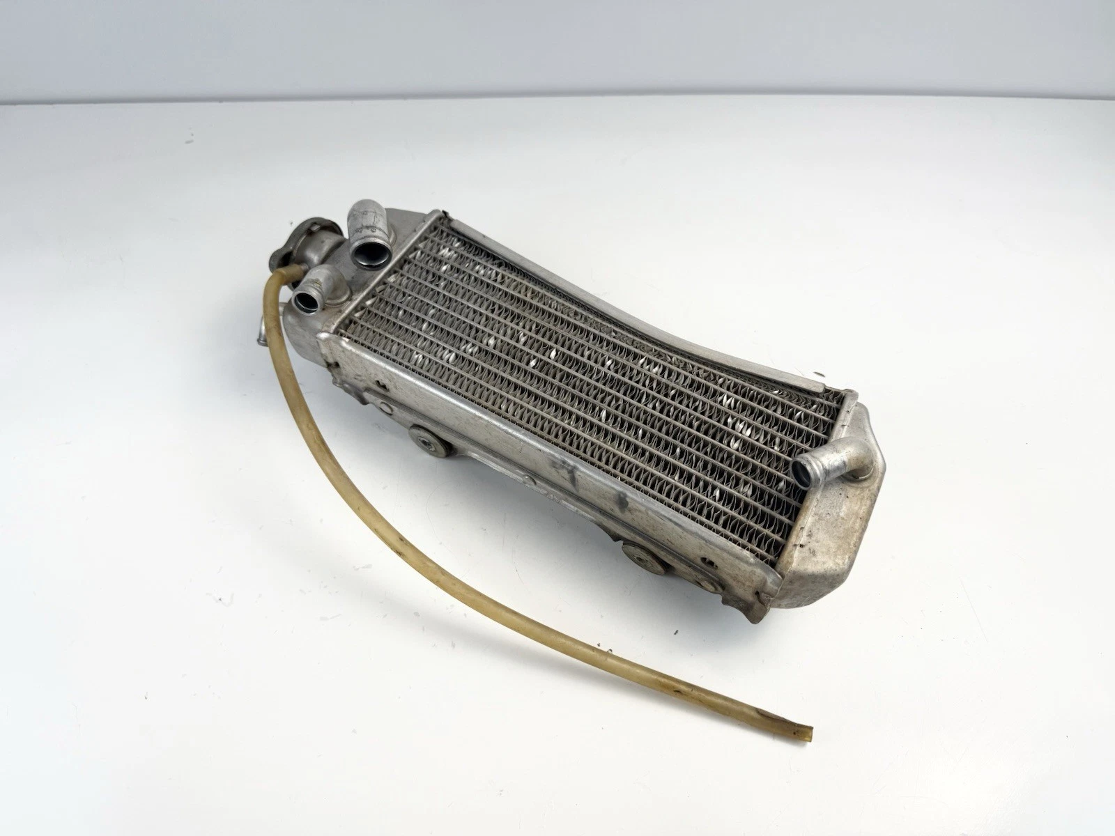 ✅ 1999 Suzuki RM250 Right Engine Radiator OEM 99