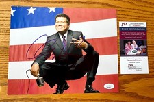 George Lopez Legendary Actor Comedian Signed 8x10 JSA COA A
