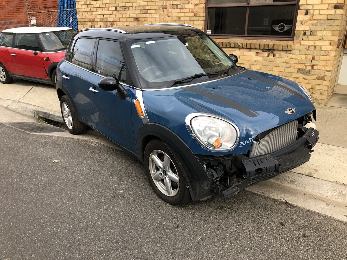 Mini 2024 cooper wrecking