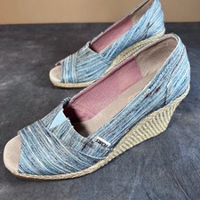 TOMS Women's Blue Striped Canvas Espadrille Peep Toe Wedge Heels Size 8