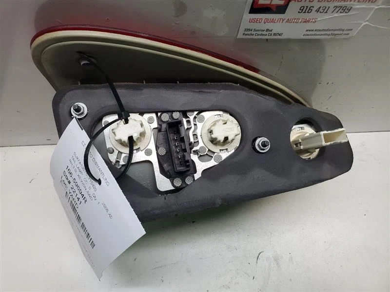 2004-2006, BMW X5, luz trasera de pasajero cuarto de panel montado, PN - 63217164474  Foto 3 de 4