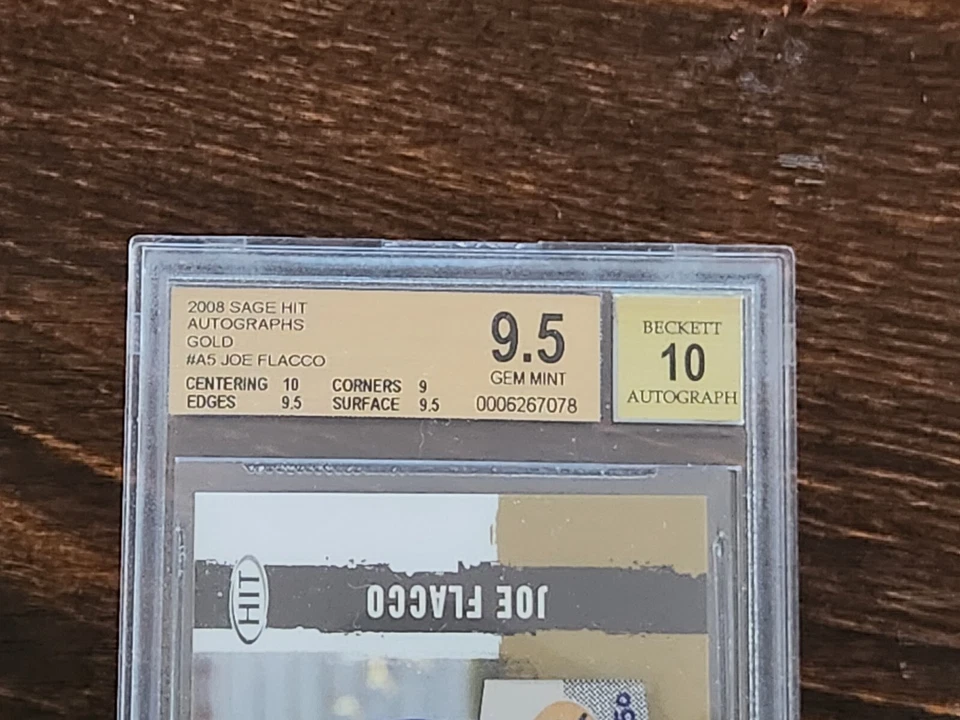 Autógrafos Sage Hit Gold Joe Flacco 2008 automático radiocontrol 1/250 BGS 9,5 automático 10 Foto 2 de 2