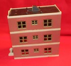 3-Story Downtown Rooms Hotel by Life Like - HO Scale — photo 4