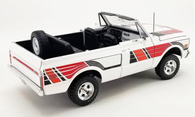 ACME 1972 CHEVROLET BLAZER K5 FEATHERS EDITION 1/18 DIECAST MODEL