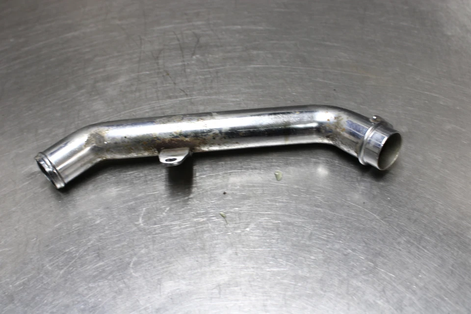 04-09 Honda VTX1300 Shadow VTX 1300 Engine Coolant Hose Pipe Foto 3 de 4