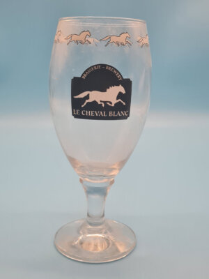 Le Cheval Blanc Brewery Brauerei Bierglas Bier Glas alt Pils