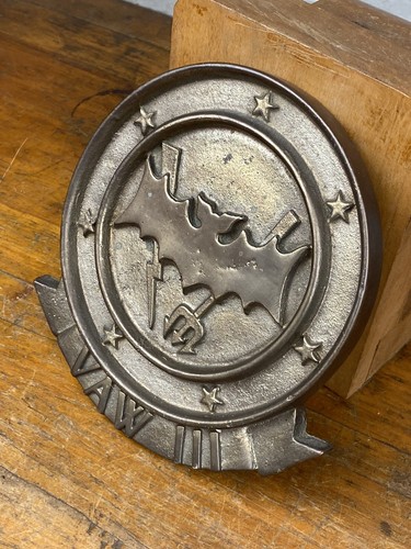 80's "GREY BERETS" VAW-111 Carrier Airborne Early Warning Squadron BRASS PLAQUE - Picture 2 of 3