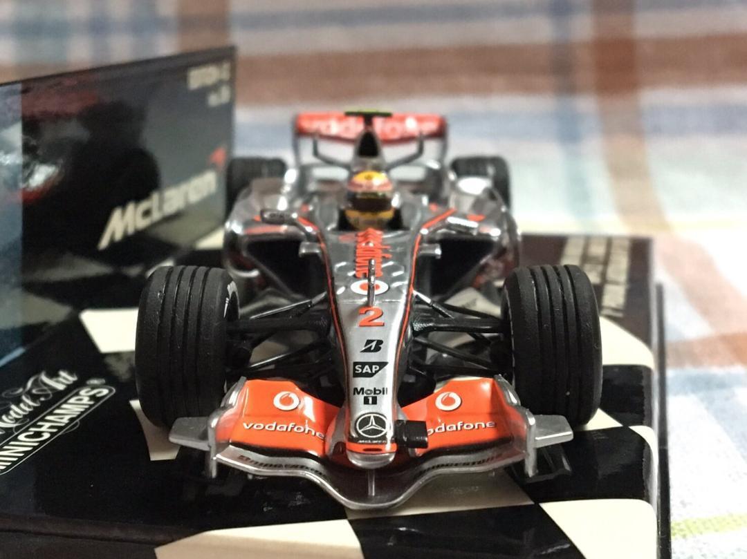 Minichamps 1/43 Mclaren Mp4-22 Hamilton Debut Race