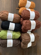 Knit Picks 100% Peruvian Highland Wool. 13 Skeins 50g Each