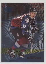 1995-96 Fleer Metal Valeri Kamensky #33 0c3