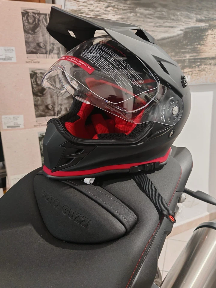 OFFERTA!! Casco Moto Guzzi Adventure Touring V85TT Nero - Immagine 4 di 4