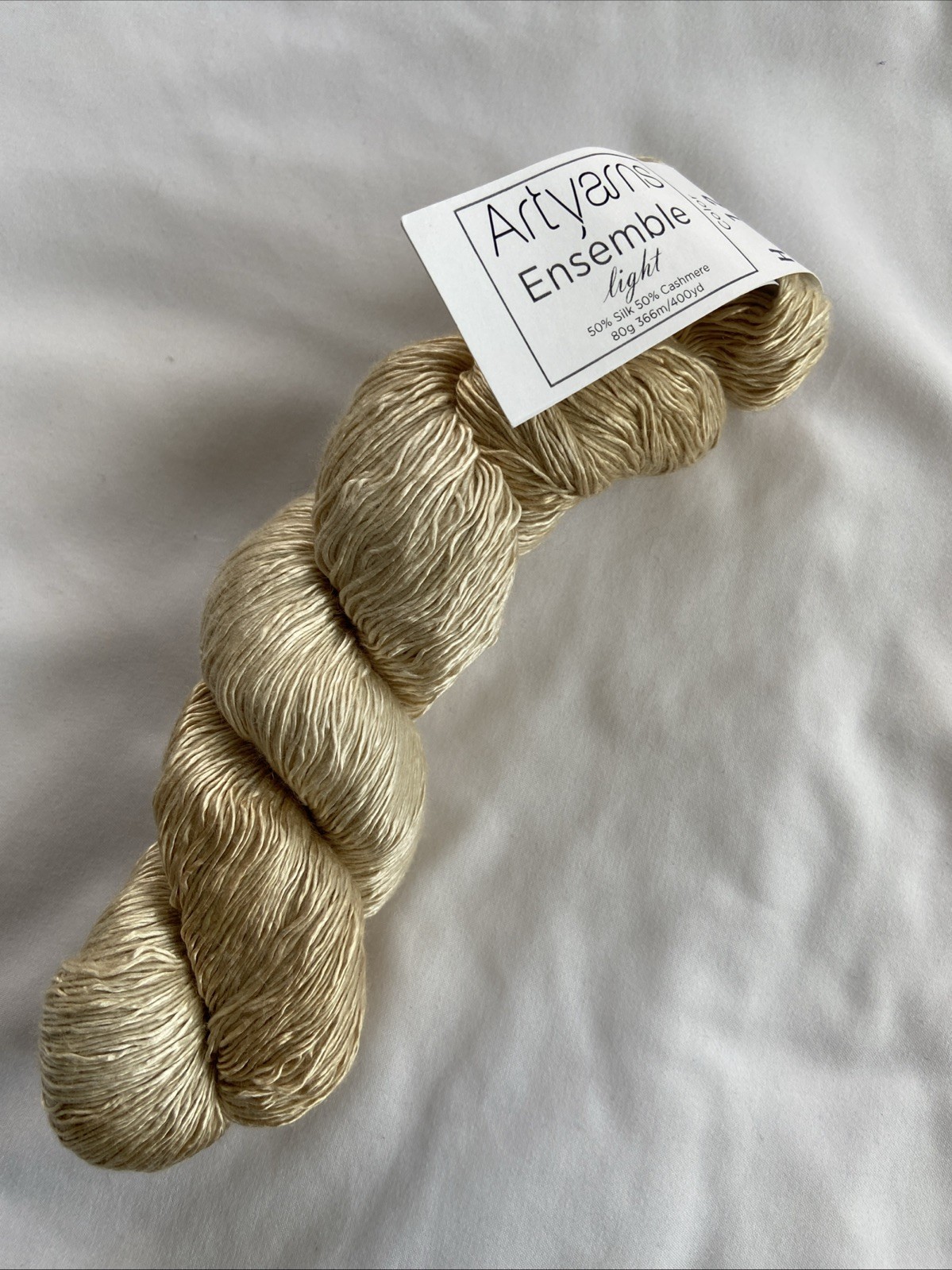 Artyarns Ensemble Light - 1 hank - H 12 Tan/Gold - 80g - Silk/Cashmere