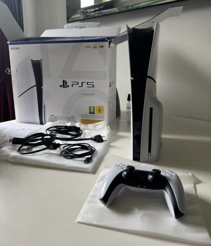 Sony PlayStation 5 PS5 CFI-2016 Problème PSN Blu-Ray + DualSense câbles boîte