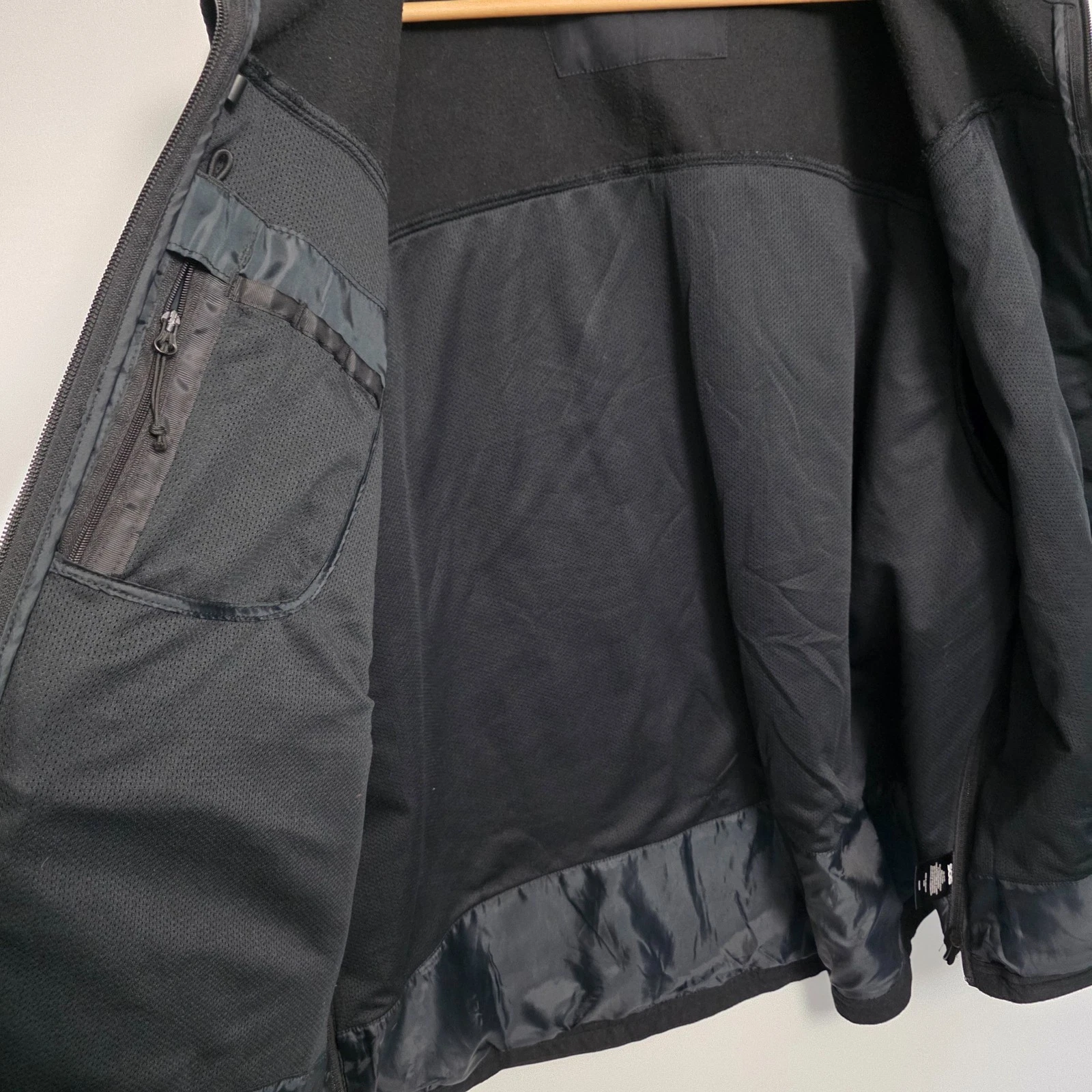 SOG Tactical Softshell Jacket Black 2XL (50-52)  Full Zip Windproof Outdoor Coat image 7