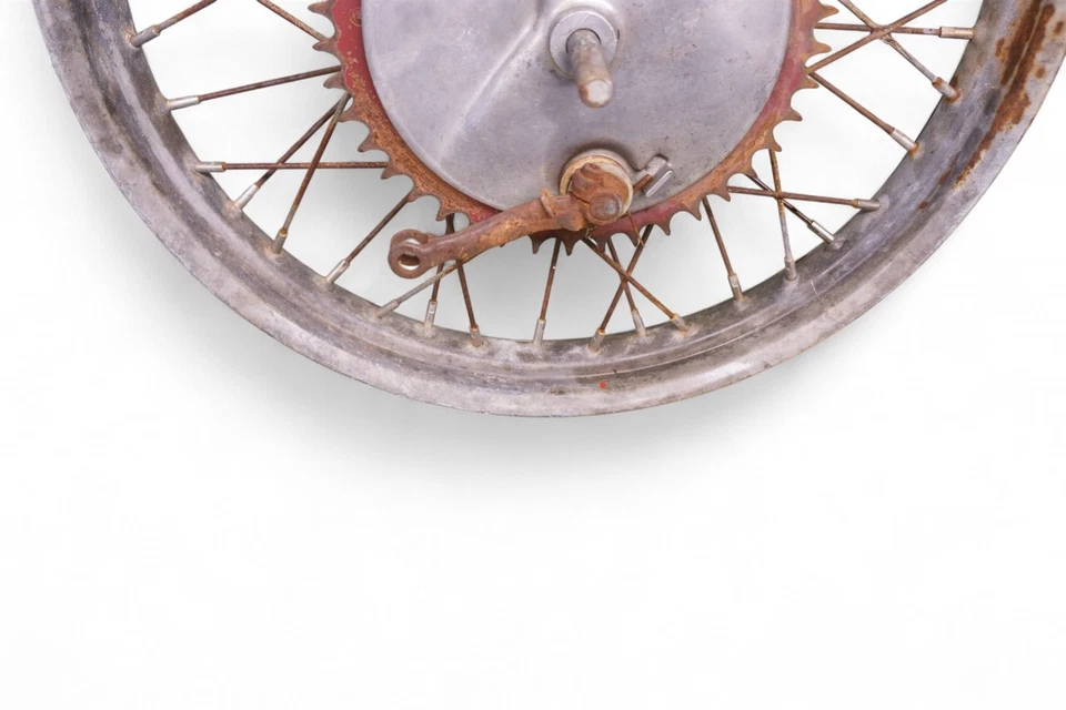 1949 Indian vertical Single 149 249 Arrow Warrior Scout *2577A Rear Wheel Brake - Imagem 4 de 4