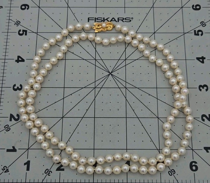 Vintage Mikimoto 30 Inch Pearl Necklace 18k Pearl Clasp
