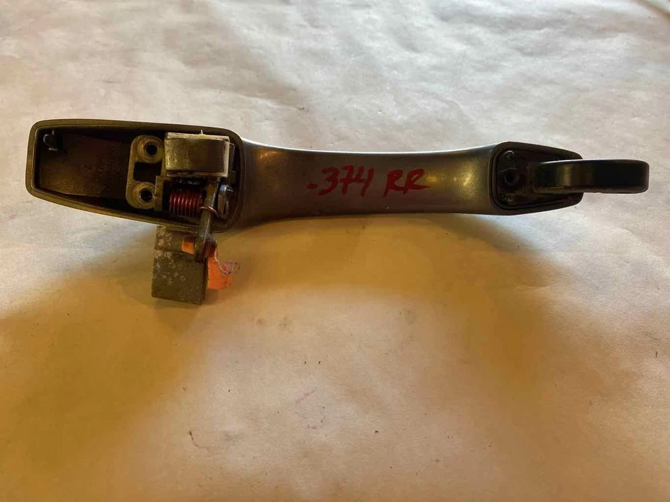 Manija de puerta exterior trasera Dodge Magnum 2006-2010 lado derecho del pasajero derecha derecha g Foto 3 de 4