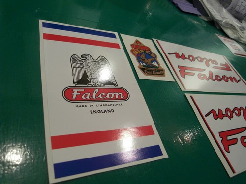 Falcon decal set for Lincolnshire-made frames incl. metallic-print head decal #2 - Picture 2 of 2