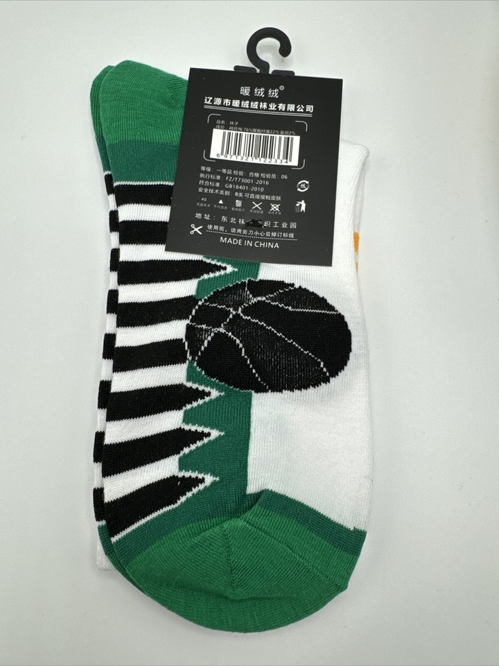 NWT Children's Colorful Crew Socks Student Basketball Socks White, 10