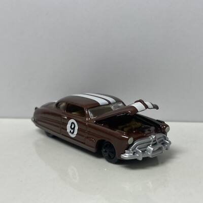 1951 51 Hudson Hornet Collectible 1/64 Scale Diecast Diorama Model